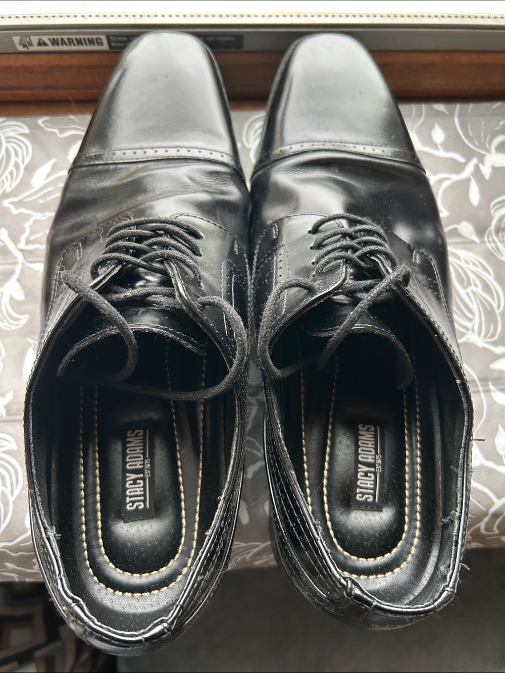 Stacy Adams Black Leather Cap-Toe Derby Dress Shoes